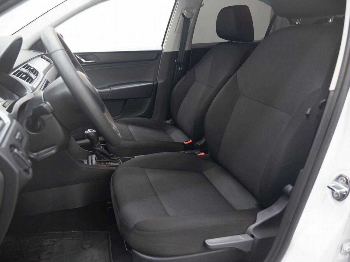 Skoda Rapid, 2017 Фото №8