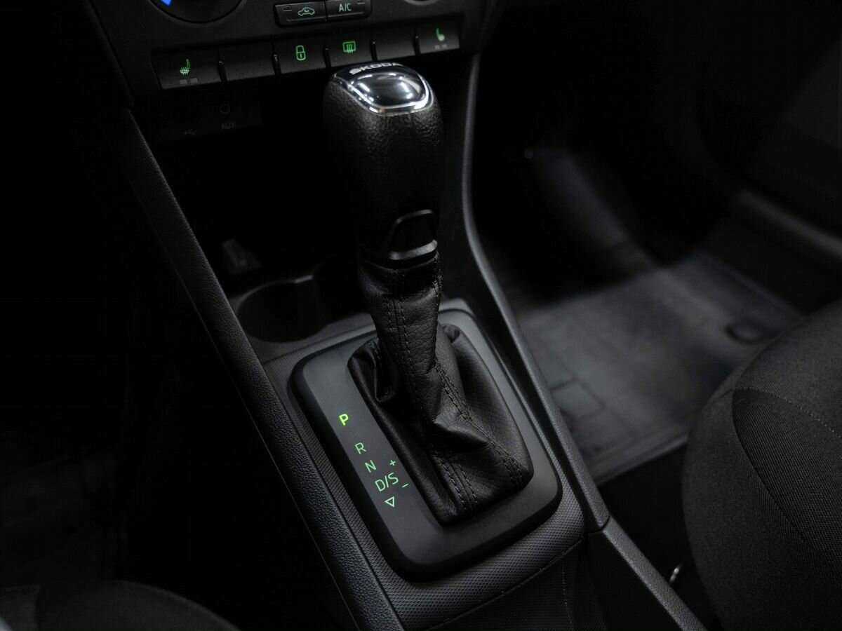 Skoda Rapid, 2017 Фото №20