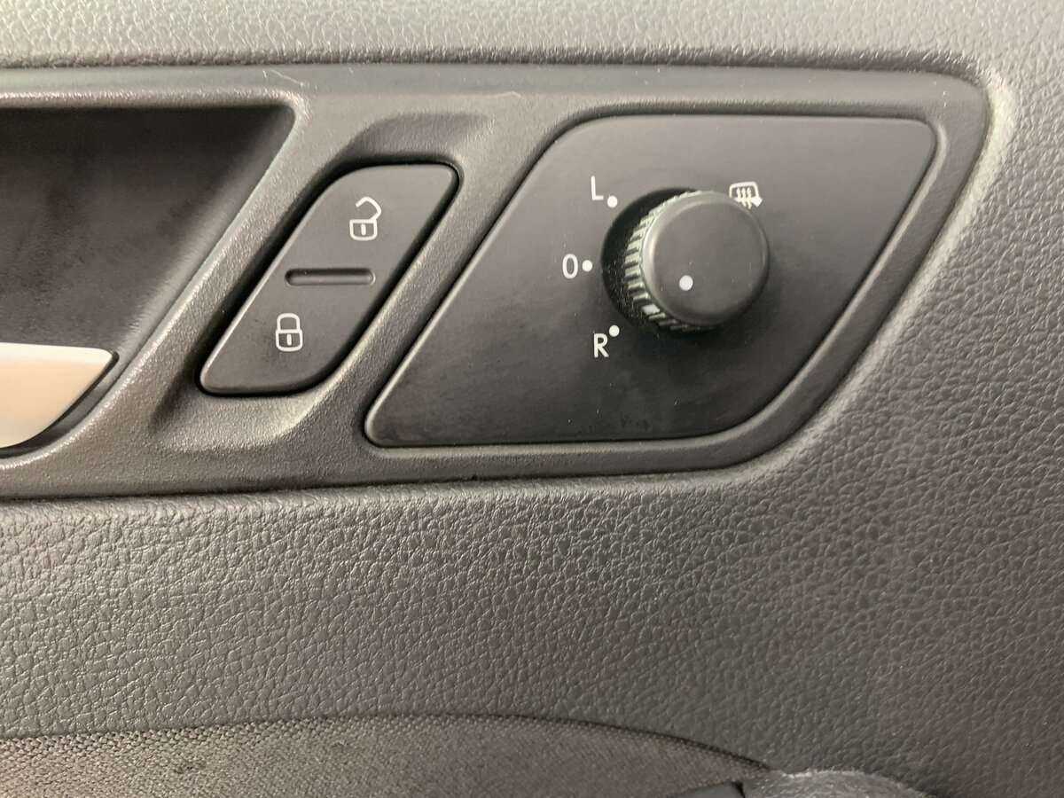 Volkswagen Jetta, 2013 Фото №17