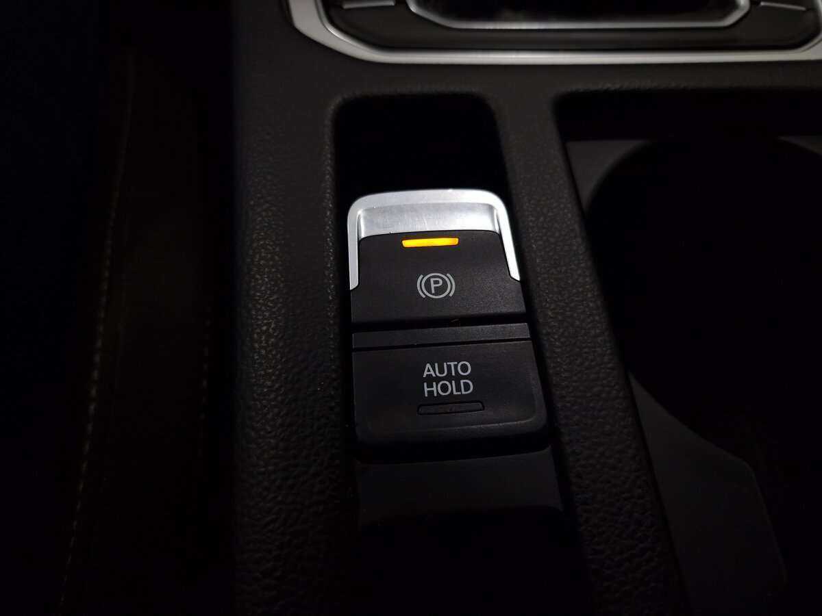 Volkswagen Passat, 2015 Фото №15