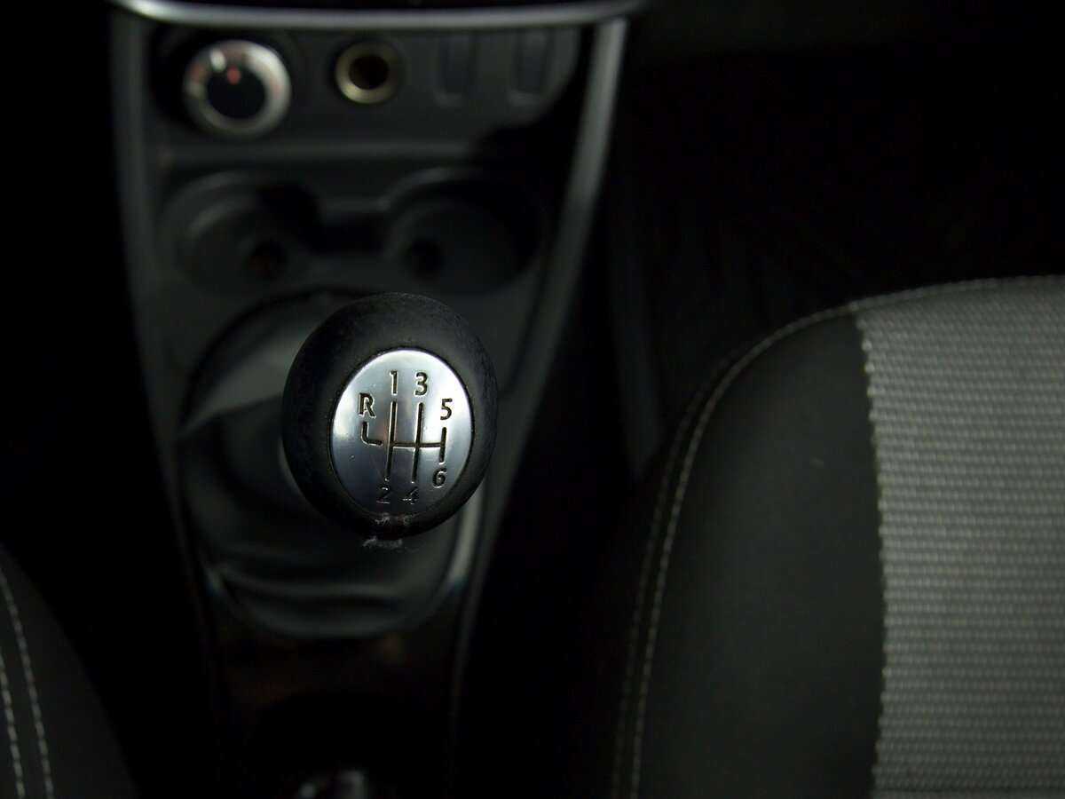 Renault Duster, 2012 Фото №13