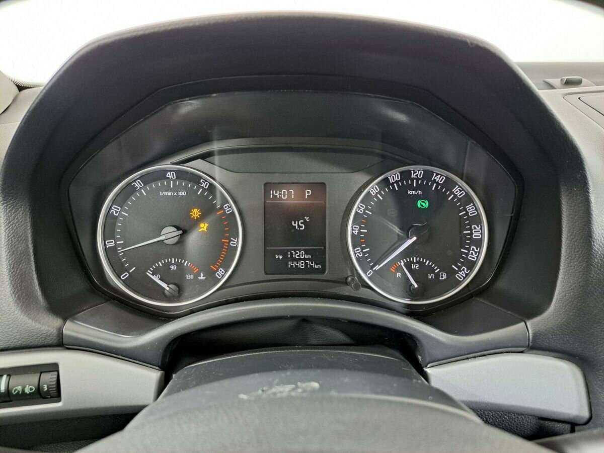 Skoda Octavia, 2012 Фото №9