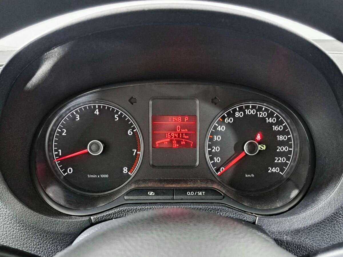 Volkswagen Polo, 2012 Фото №11