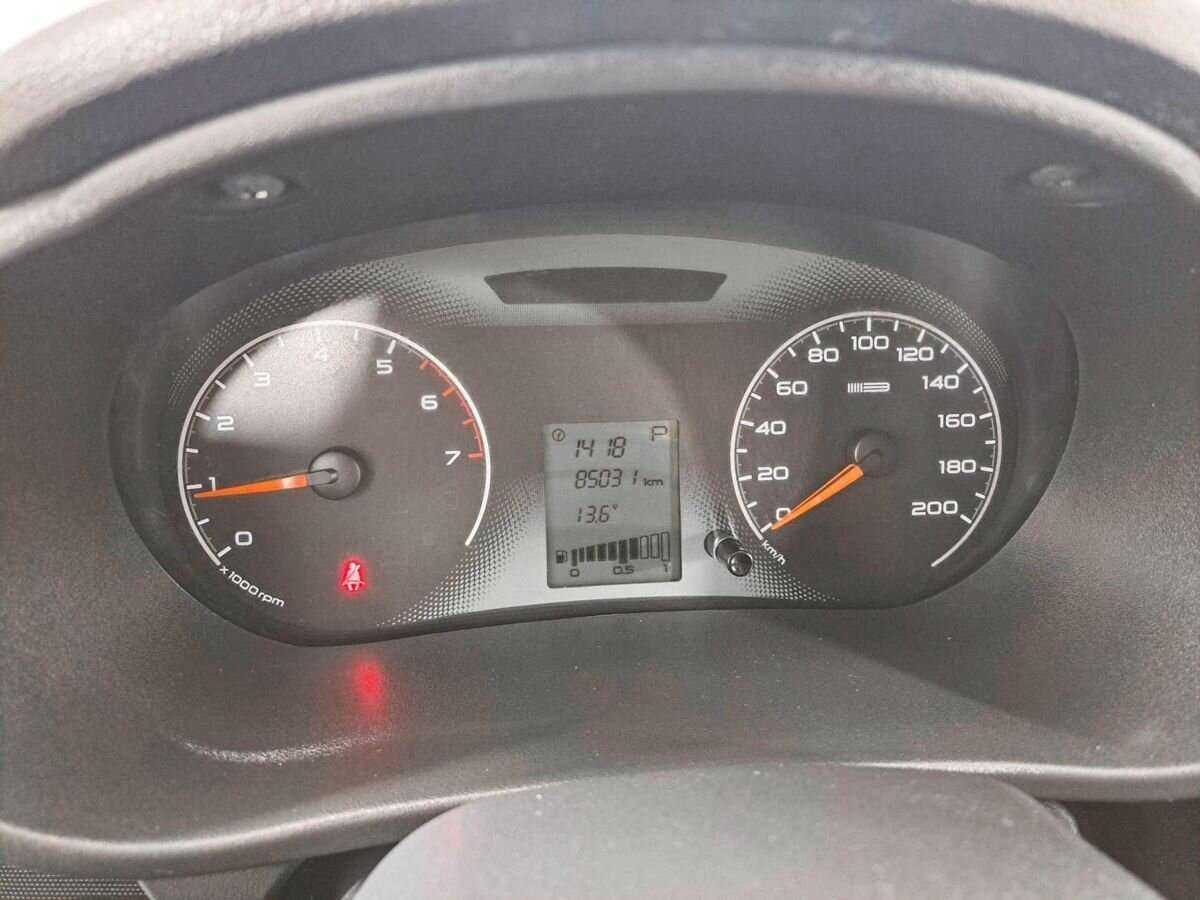 Lada (ВАЗ) Granta, 2013 Фото №11