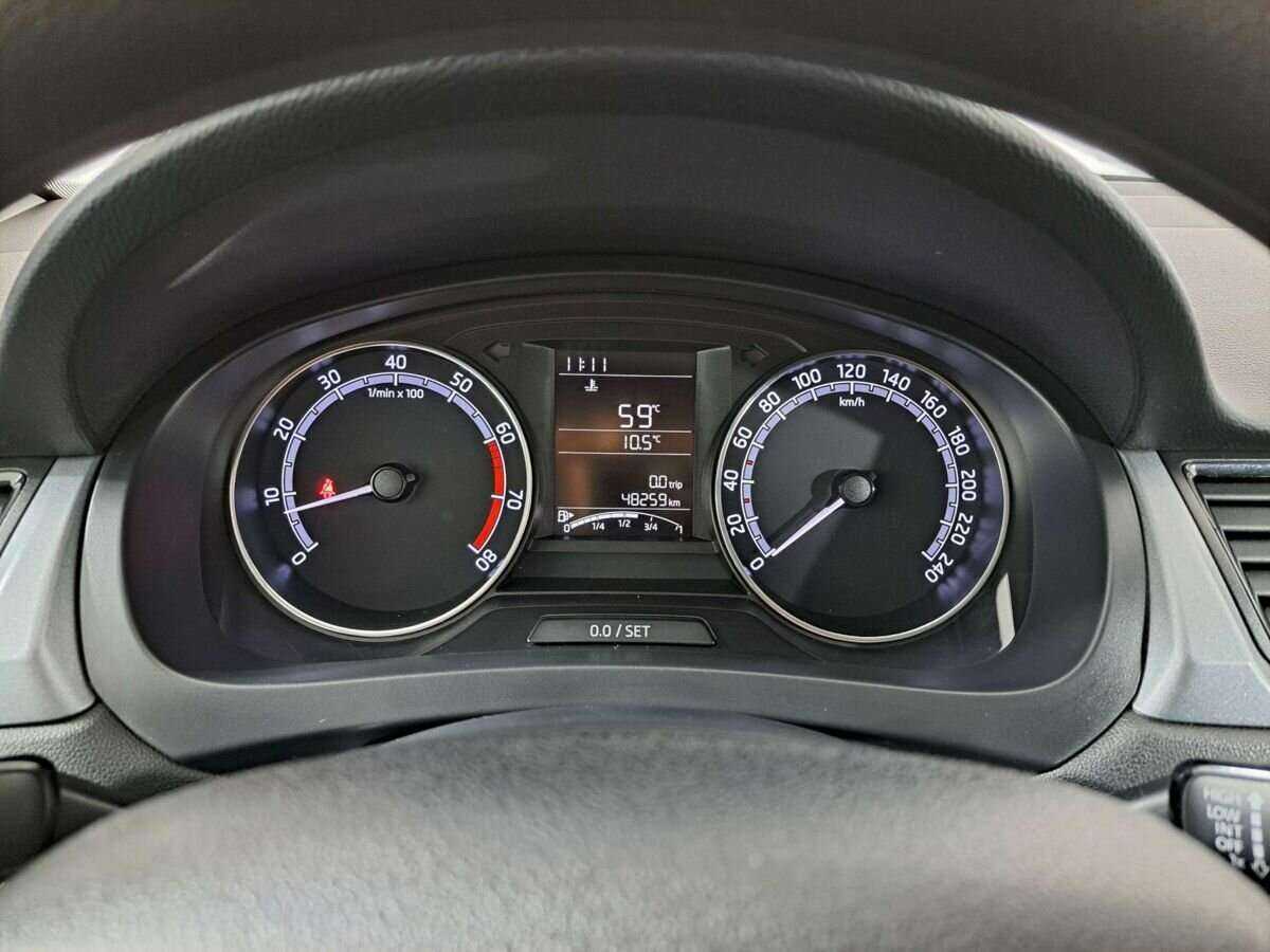 Skoda Rapid, 2018 Фото №11