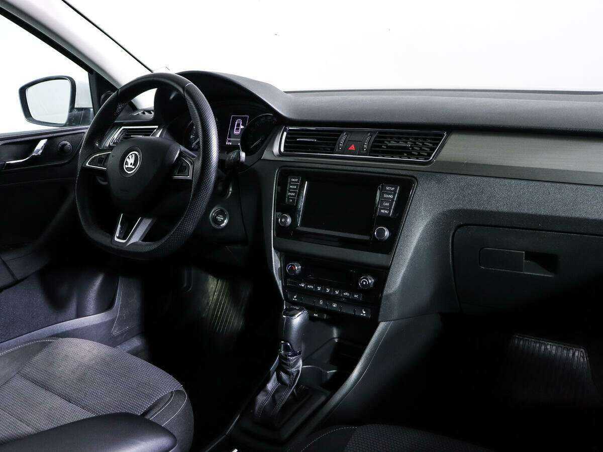 Skoda Rapid, 2016 Фото №7