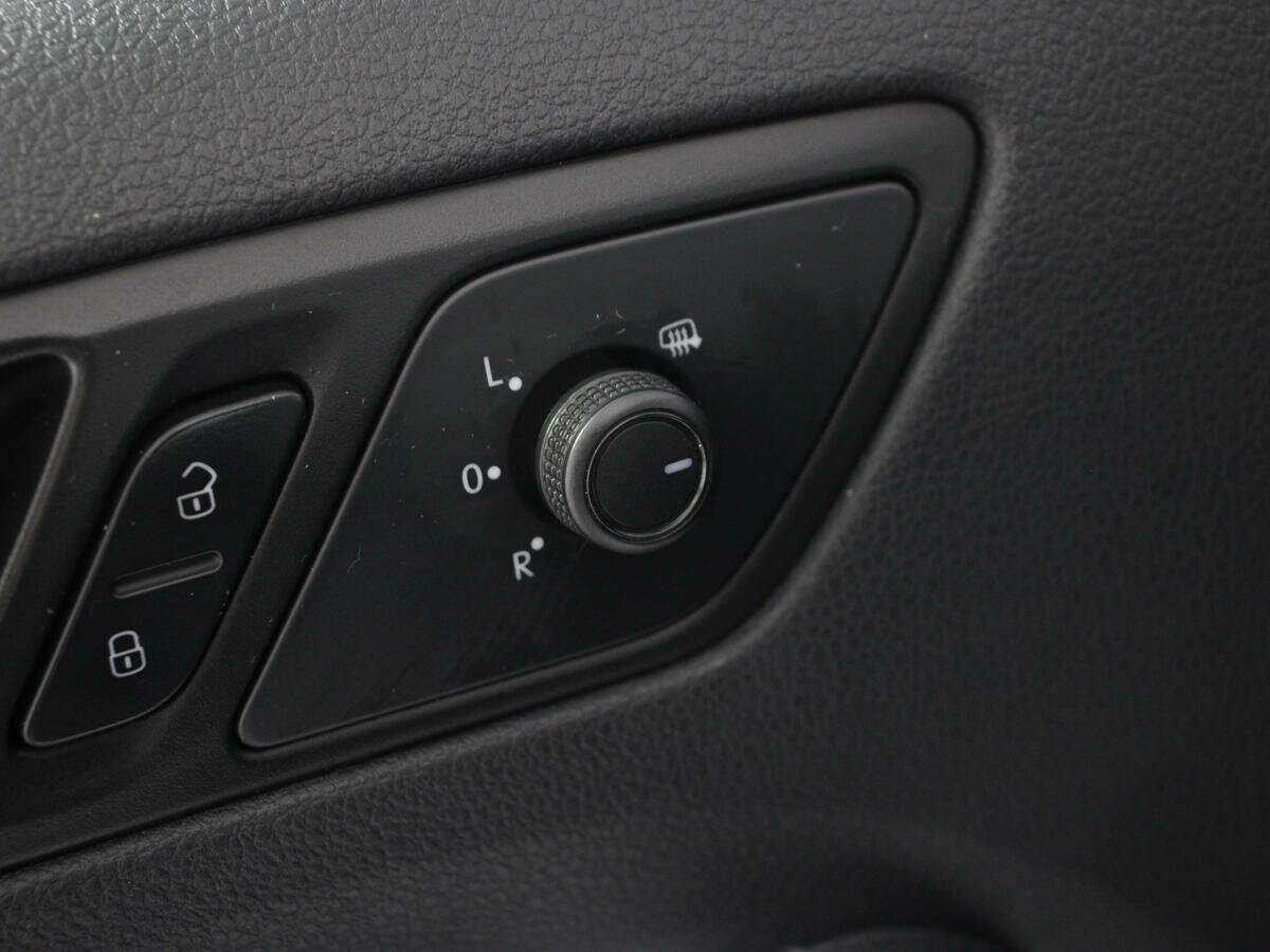 Volkswagen Jetta, 2016 Фото №15