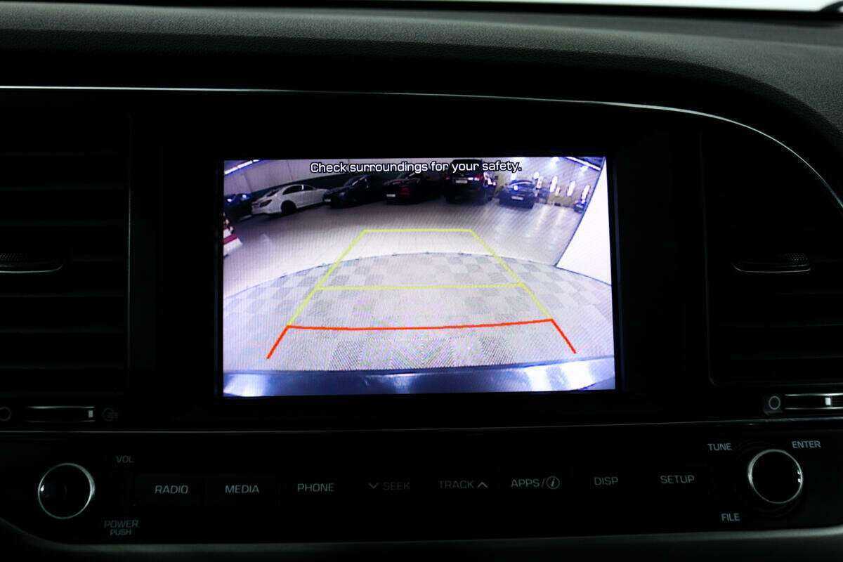 Hyundai Elantra, 2018 Фото №14