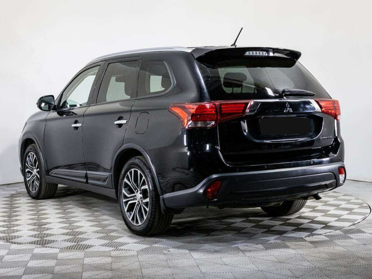 Mitsubishi Outlander, 2016 Фото №7