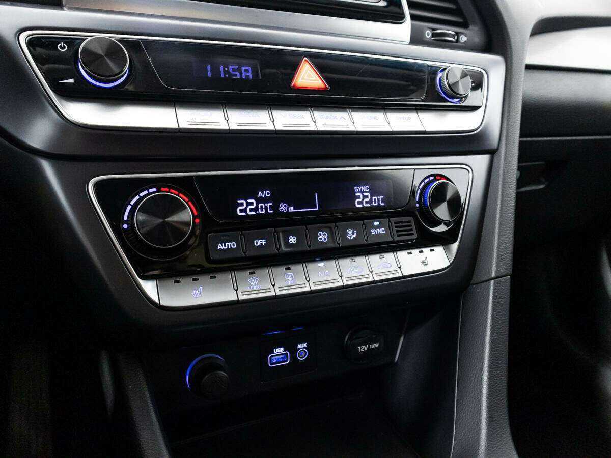 Hyundai Sonata, 2018 Фото №16