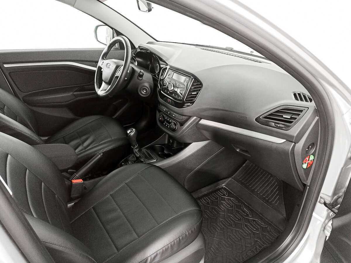 Lada (ВАЗ) Vesta SW, 2020 Фото №9