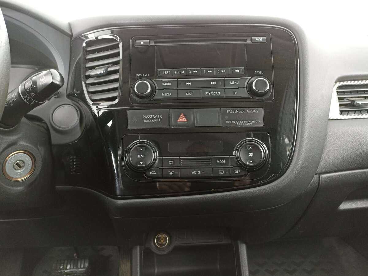 Mitsubishi Outlander, 2014 Фото №13