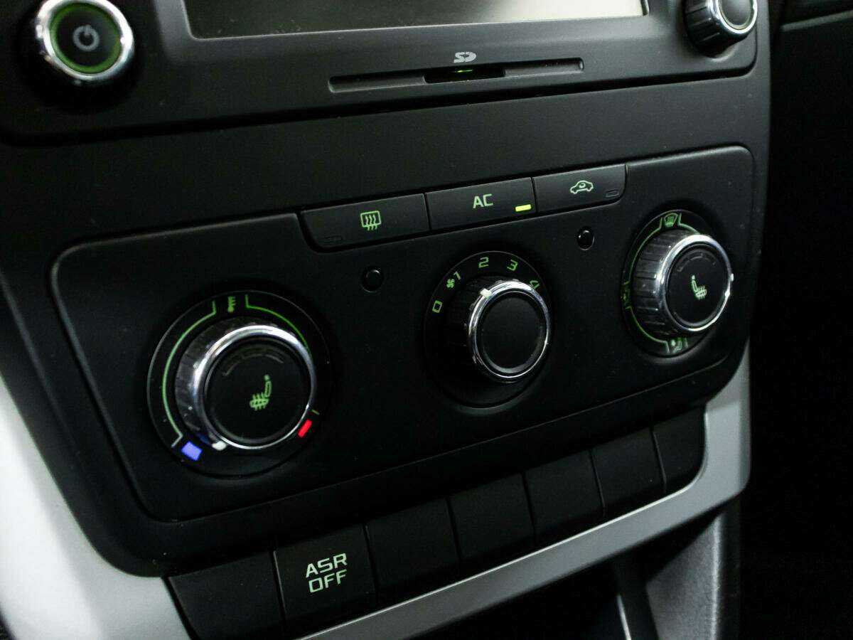 Skoda Yeti, 2012 Фото №14