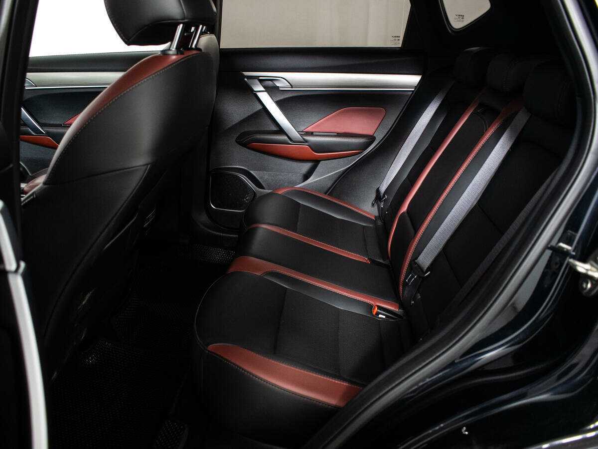 Geely Coolray, 2021 Фото №8