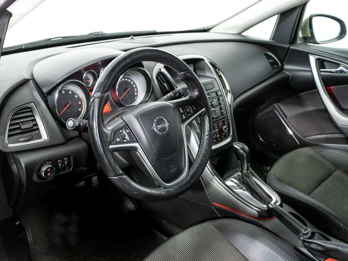 Opel Astra, 2012 Фото №11