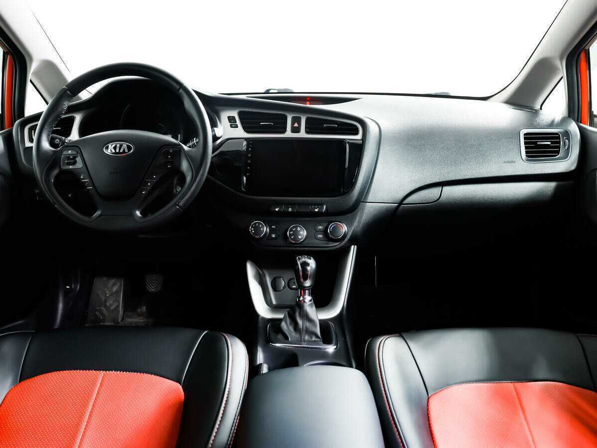 Kia Ceed, 2015 Фото №9
