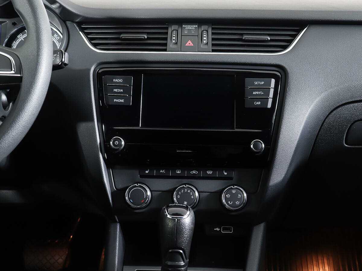 Skoda Octavia, 2018 Фото №12