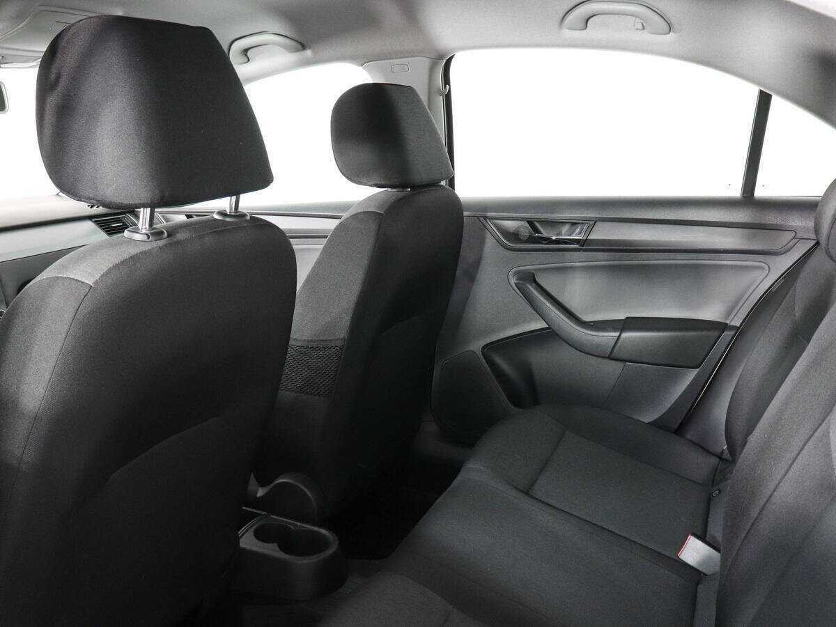 Skoda Rapid, 2018 Фото №12