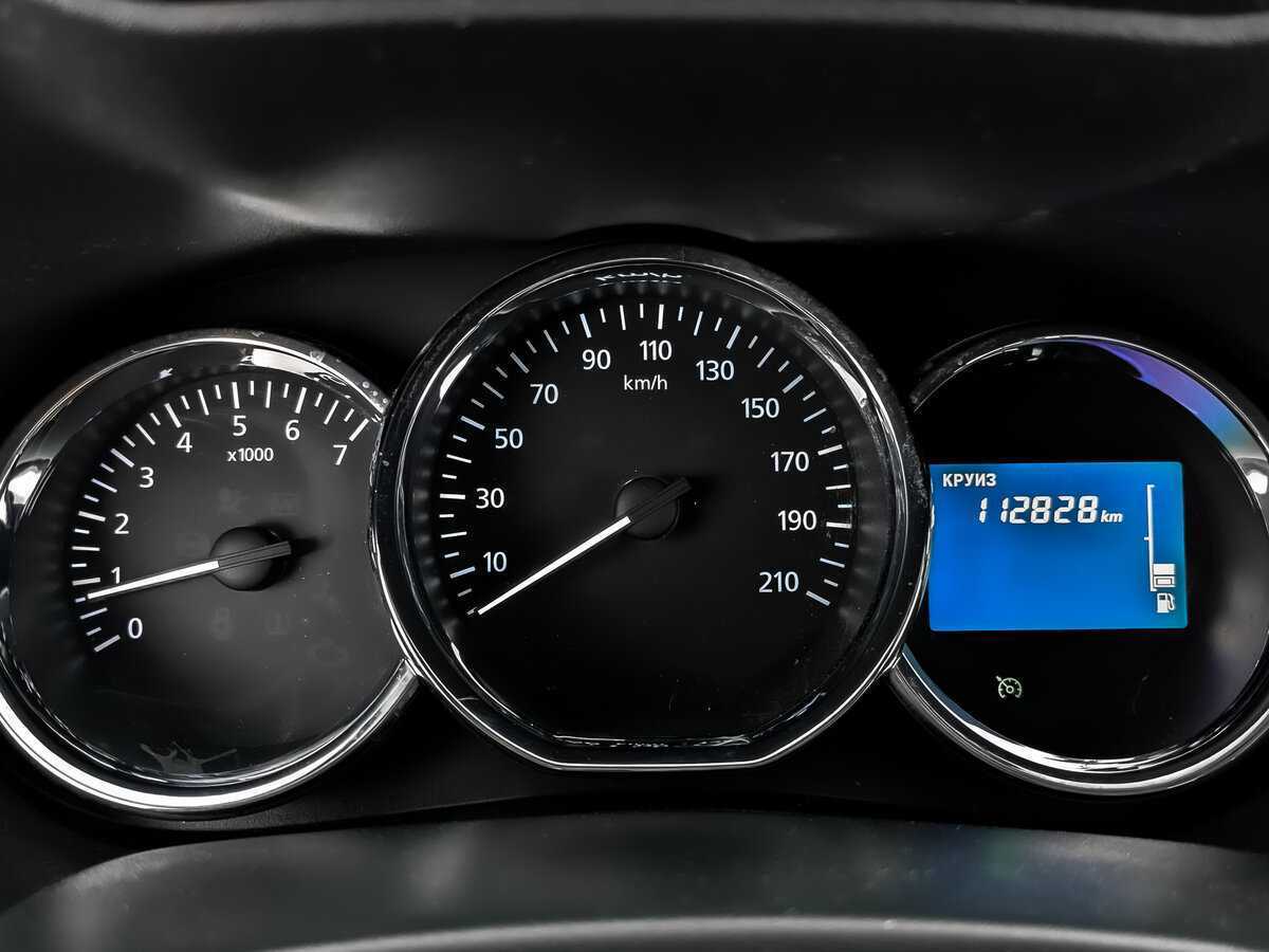 Nissan Terrano, 2018 Фото №12