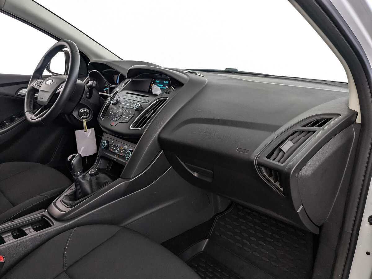 Ford Focus, 2018 Фото №9