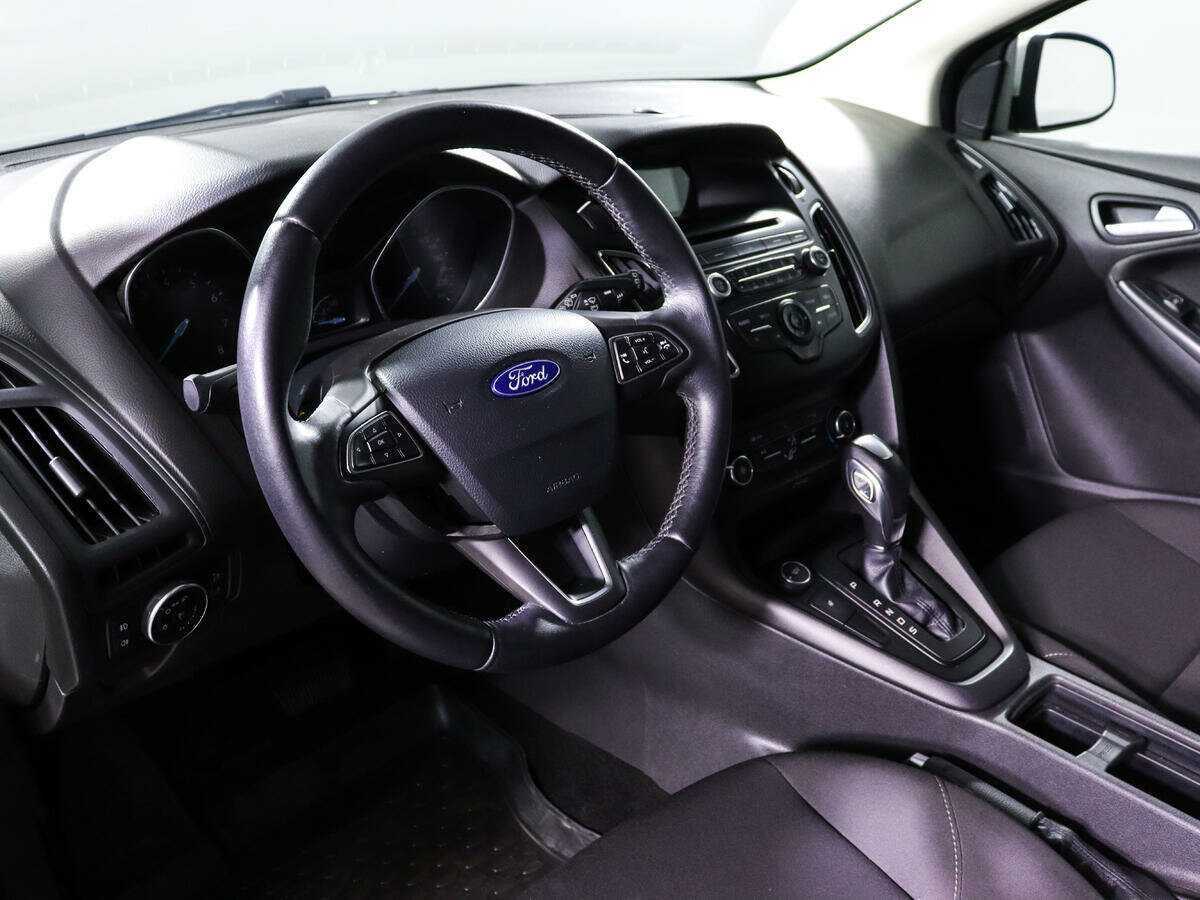 Ford Focus, 2018 Фото №12