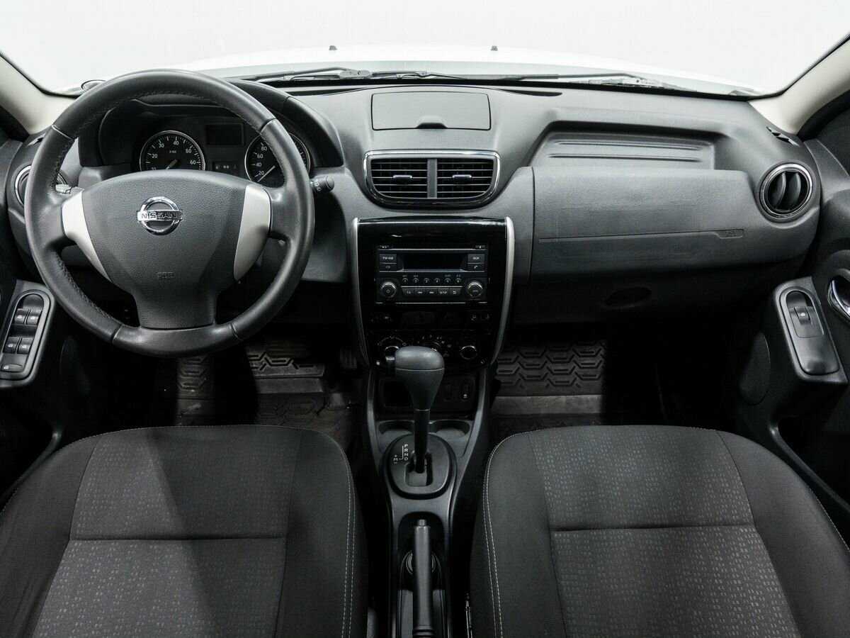 Nissan Terrano, 2015 Фото №11