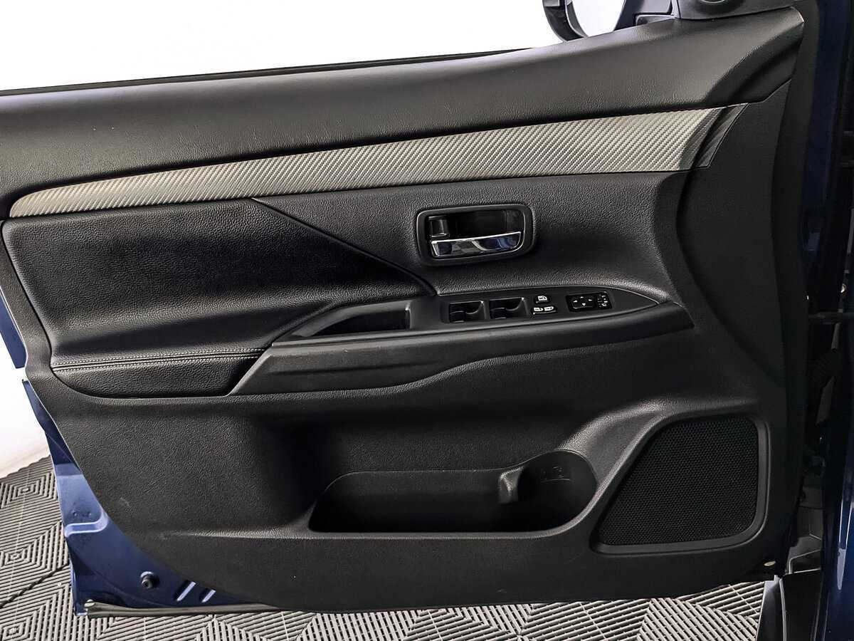 Mitsubishi Outlander, 2014 Фото №18