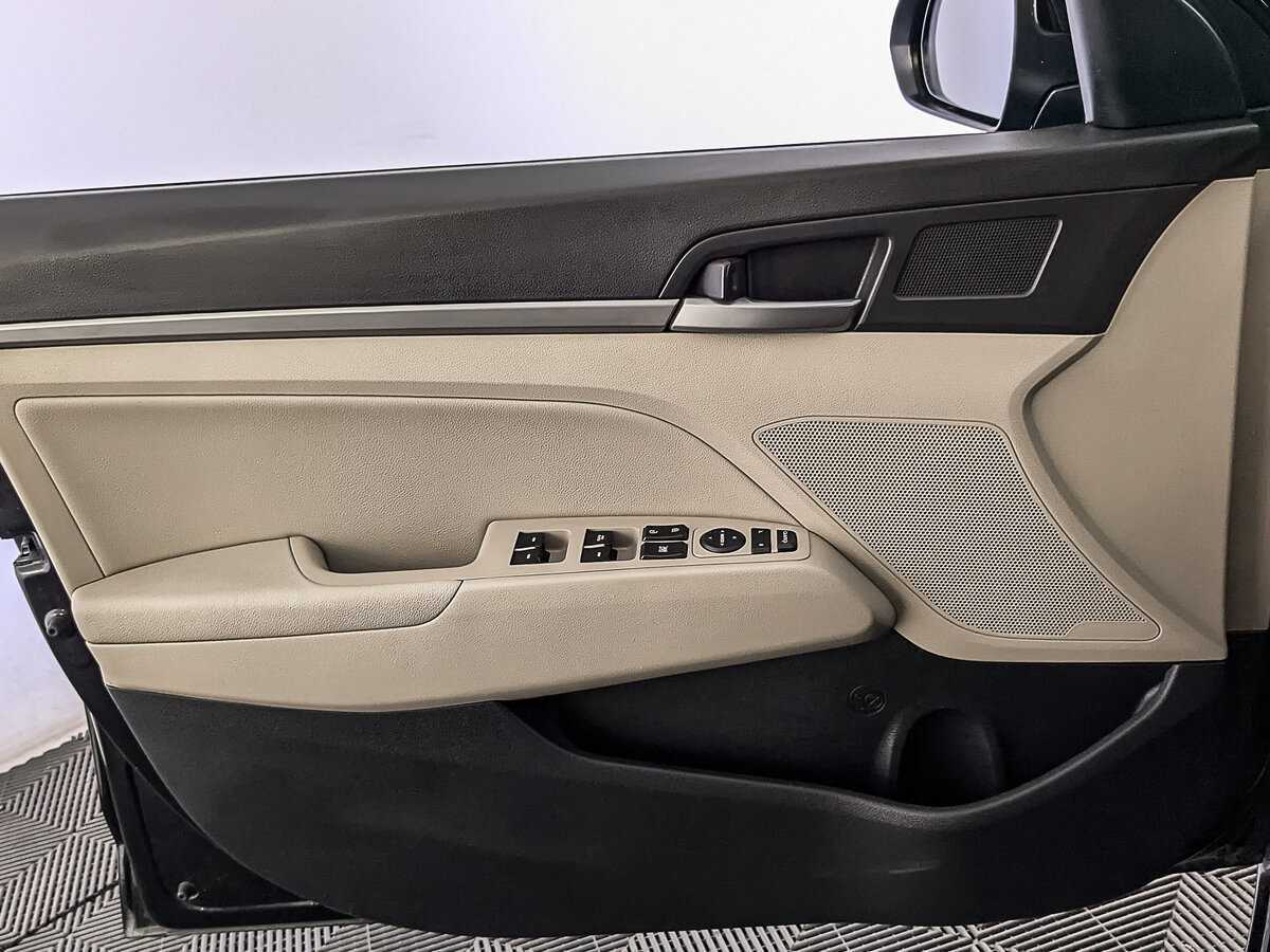 Hyundai Elantra, 2017 Фото №19