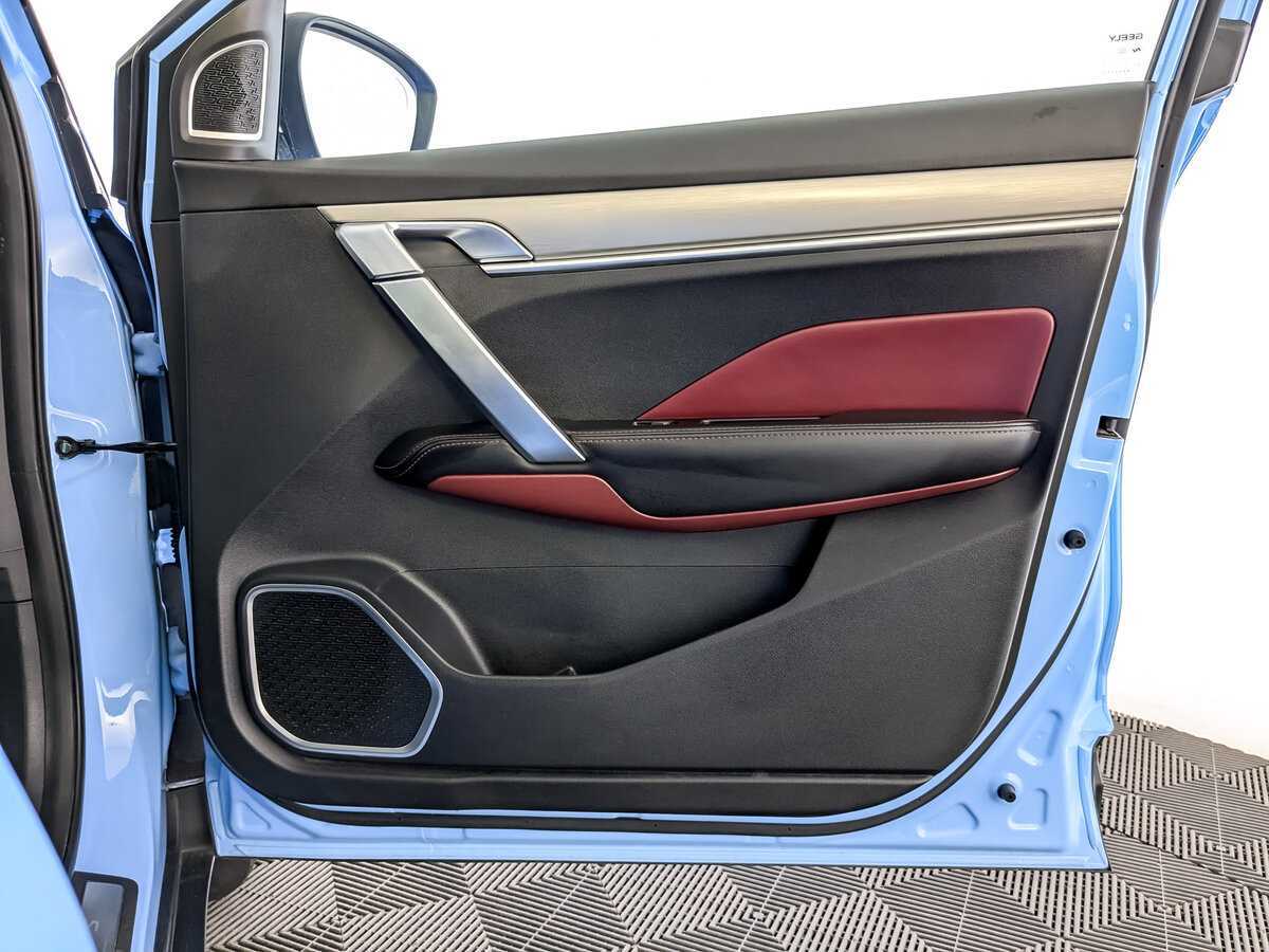 Geely Coolray, 2022 Фото №23