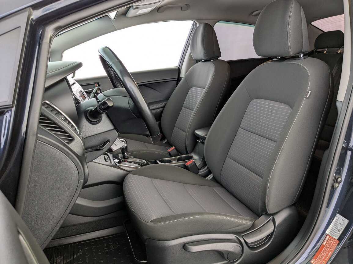 Kia Cerato, 2019 Фото №17