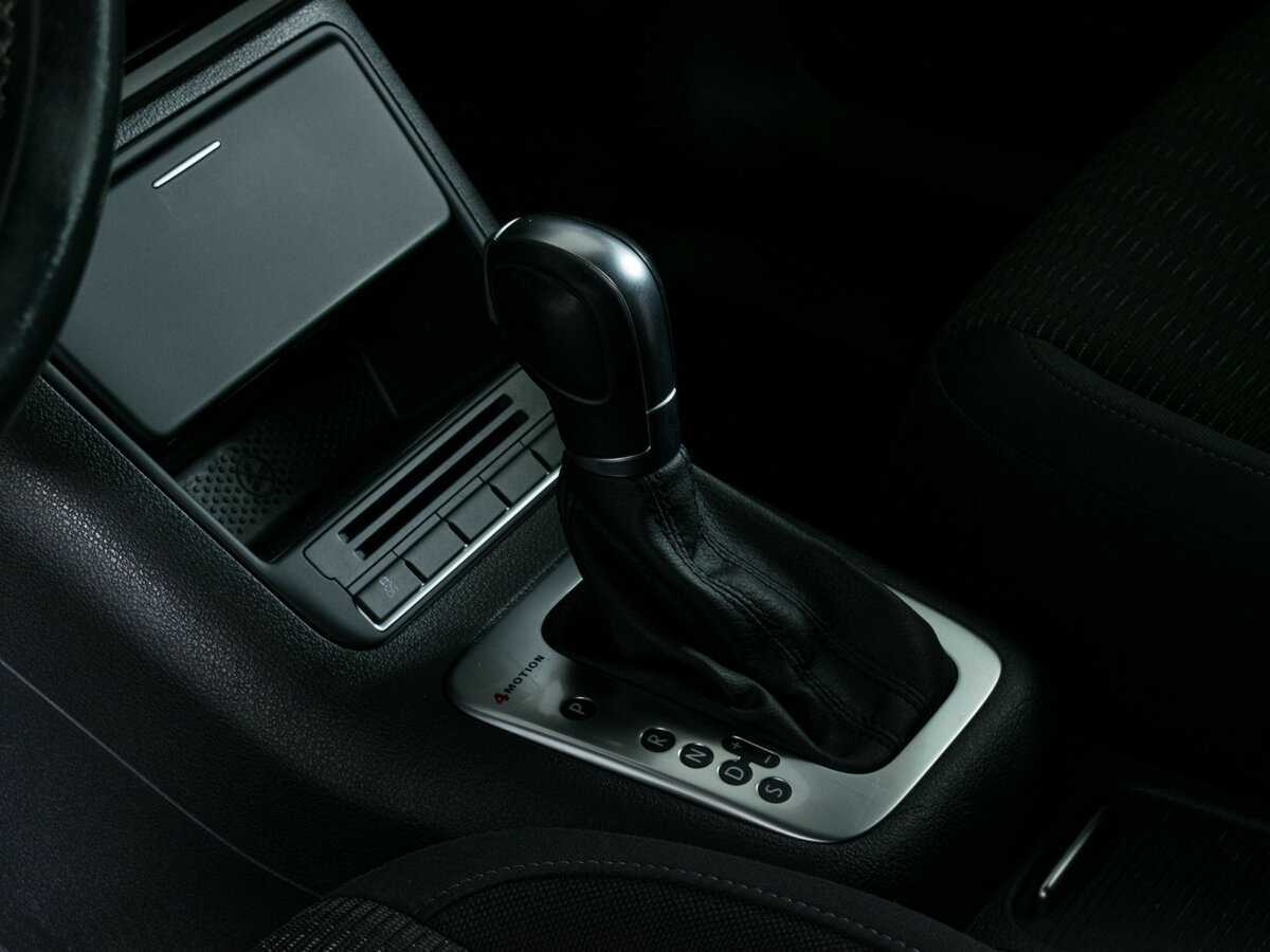 Volkswagen Tiguan, 2015 Фото №13