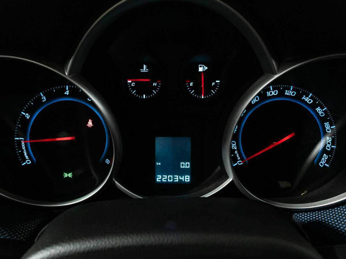 Chevrolet Cruze, 2014 Фото №12