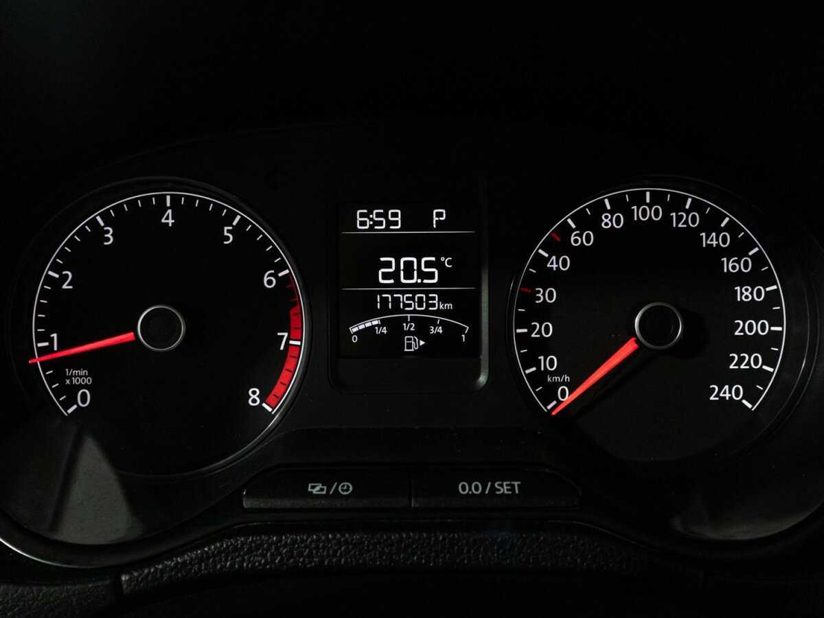 Volkswagen Polo, 2017 Фото №12