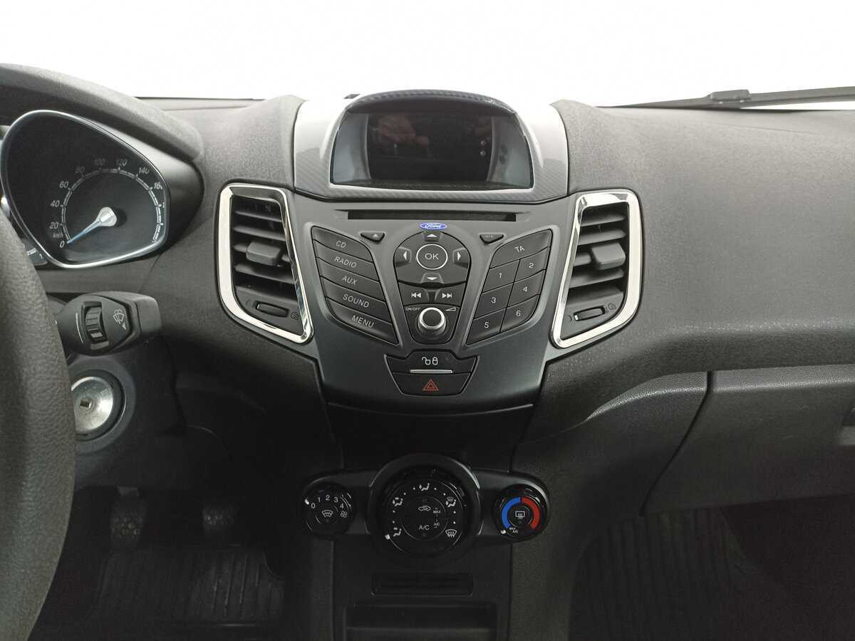 Ford Fiesta, 2015 Фото №15