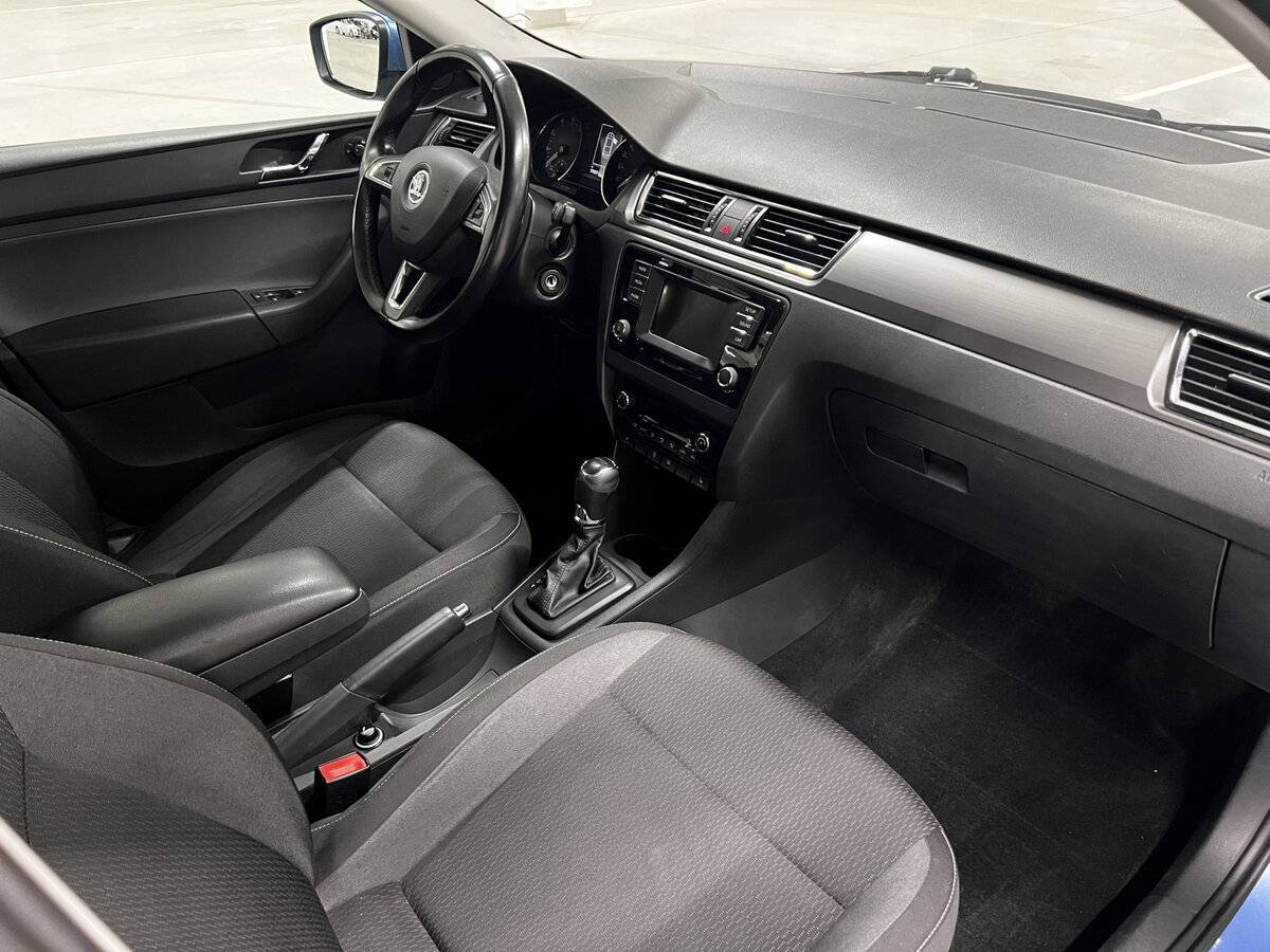Skoda Rapid, 2016 Фото №11