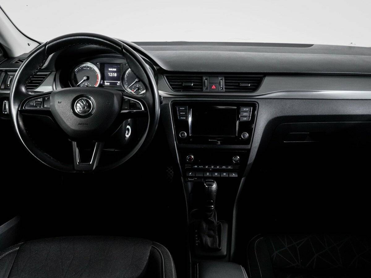 Skoda Rapid, 2018 Фото №12