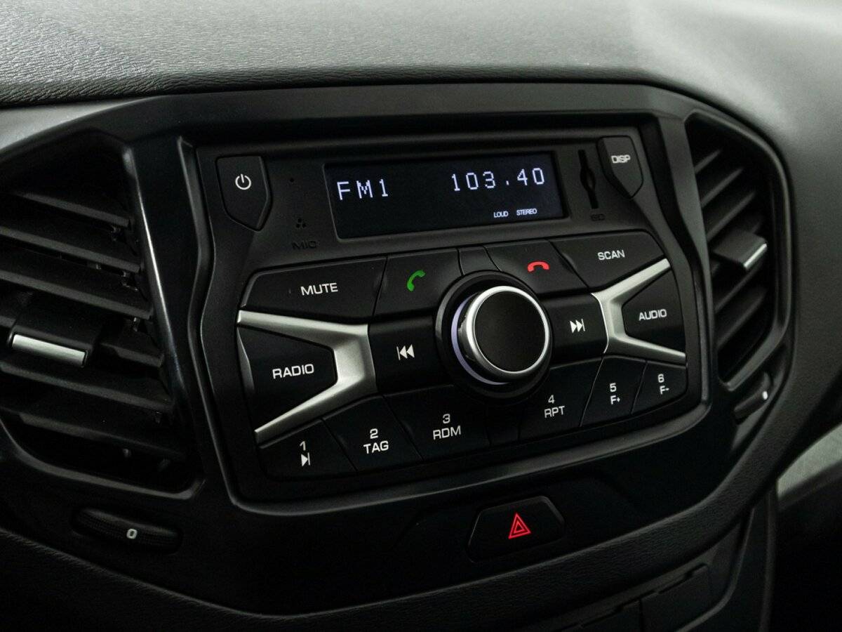 Lada (ВАЗ) Vesta, 2019 Фото №16