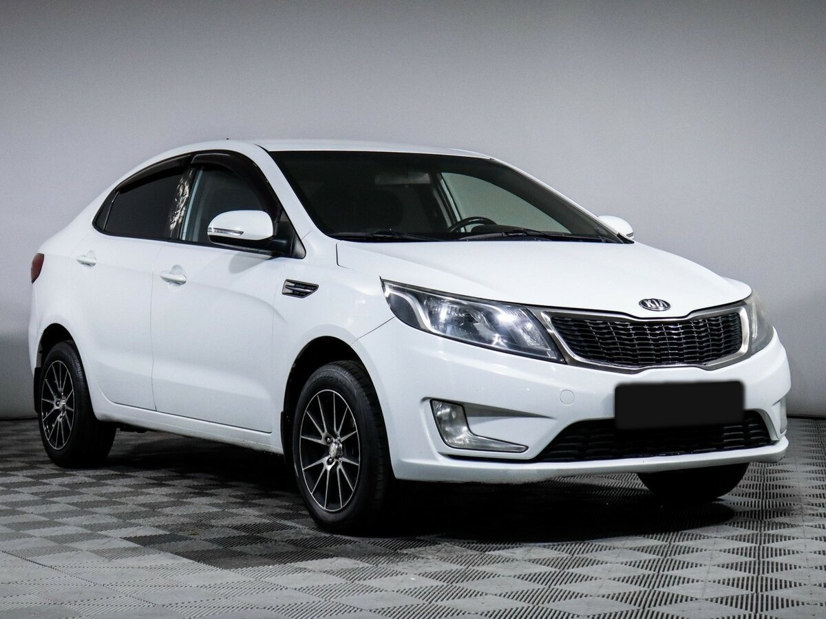 Kia Rio 5-speed III, 2013 Фото №3