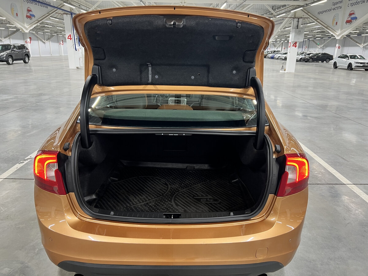 Volvo S60 II, 2012 Фото №10