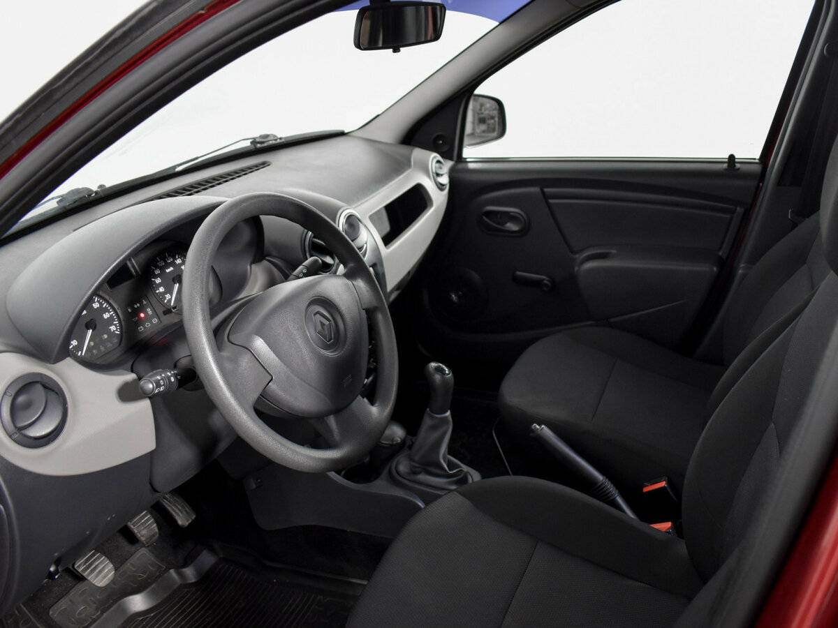 Renault Logan I Рестайлинг, 2013 Фото №9